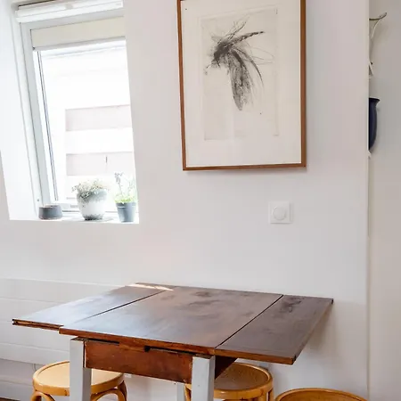 Apartment Veeve - Harmonious Hues *